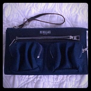 Wristlet